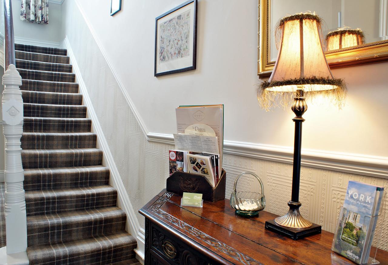 Bronte Guest House York Exteriér fotografie